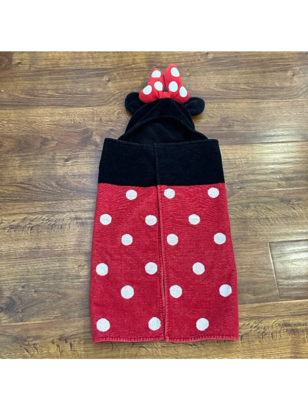 Pottery Barn Kids Disney Minnie Mouse Baby Hooded Towel